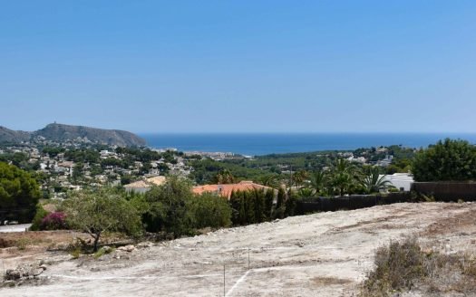 Villas 600m2 in Moraira (Alicante) – 3 Bedrooms and 3 baths