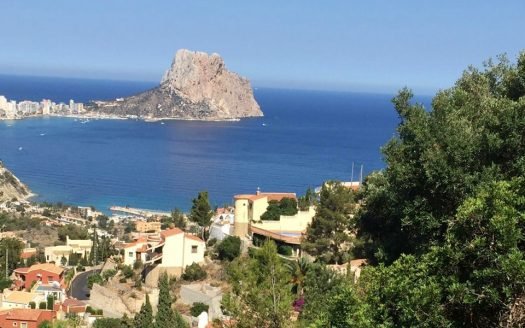 Villa 427m2 in Calpe (Alicante) – 4 Zimmer & 5 Bäder