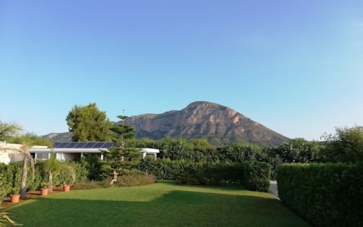 Villa à vendre à Jávea avec 5 chambres et 3 salles de bain