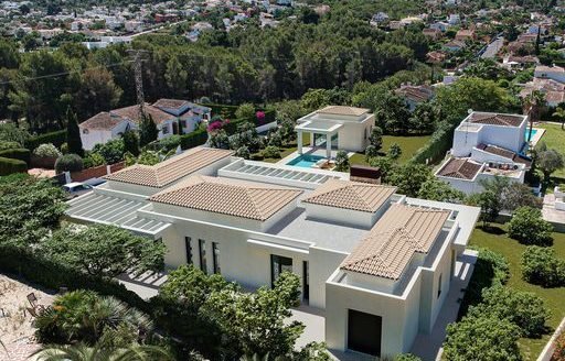 Villas 420m2 in Jávea (Alicante) – 4 Bedrooms and 5 baths