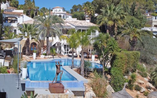 Villa 350m2 in Benissa (Alicante) – 5 Zimmer & 3 Bäder