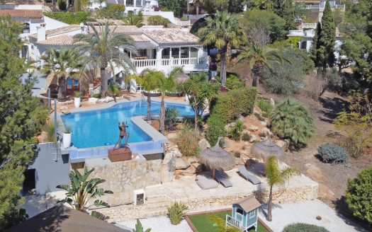 Villa 350m2 in Benissa (Alicante) – 5 Zimmer & 3 Bäder