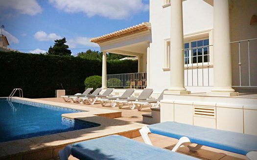 Villa 280m2 in Benissa (Alicante) – 4 Zimmer & 3 Bäder