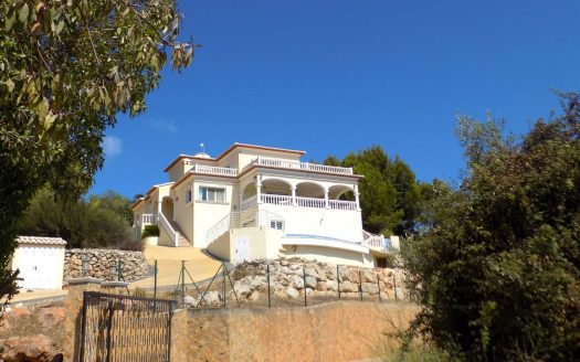 villa 400 in Jávea (Alicante) – 4 Zimmer & 4 Bäder