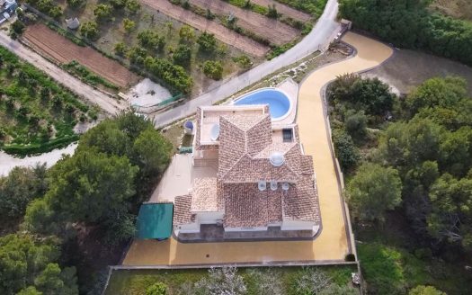 villa 400 in Jávea (Alicante) – 4 Zimmer & 4 Bäder
