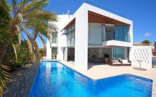 villa 400 in Jávea (Alicante) – 5 Zimmer & 4 Bäder