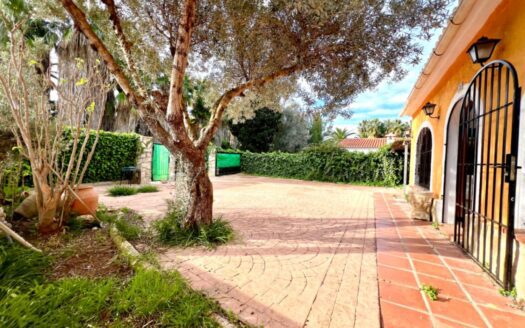 villa 150 in Jávea (Alicante) – 4 Zimmer & 1 Bäder