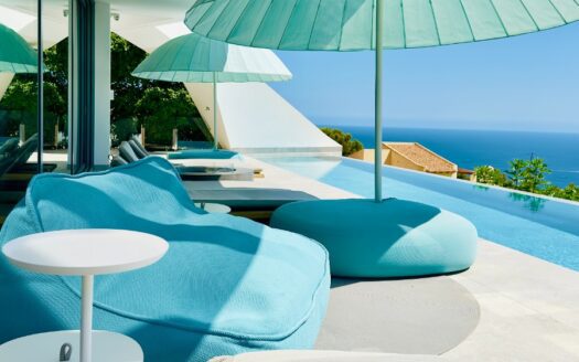 Villa 300m2 in Altea (Alicante) – 5 Zimmer & 5 Bäder