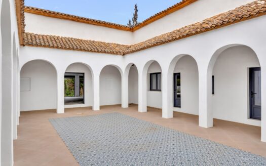 Villa zum Verkauf in Jávea von 389m2