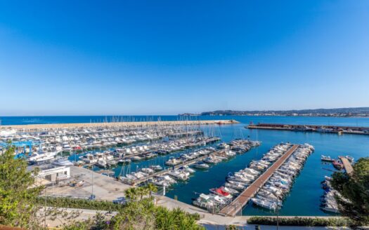villa 232 in Jávea (Alicante) – 4 Zimmer & 3 Bäder
