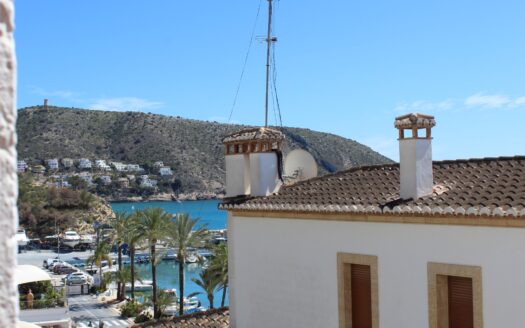Wohnung zum Verkauf in Moraira mit herrlichem Blick auf den Yachthafen