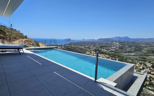 Luxusvilla in Jávea zu verkaufen, komplett möbliert, 461 m²