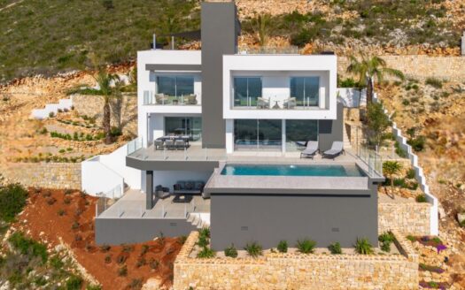 Luxusvilla in Jávea zu verkaufen, komplett möbliert, 461 m²