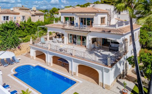 Villa 289m2 in Moraira (Alicante) – 3 kamers & 4 baden